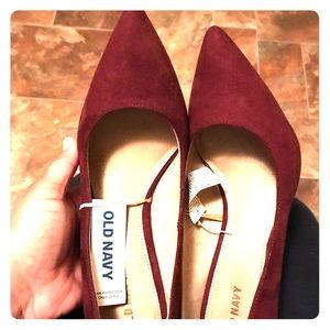 New Old Navy Oxblood Suede Pump, size 8